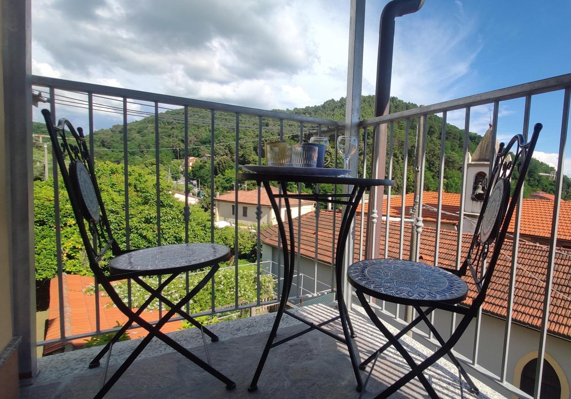 Отель Casa Enzo Специя Экстерьер фото