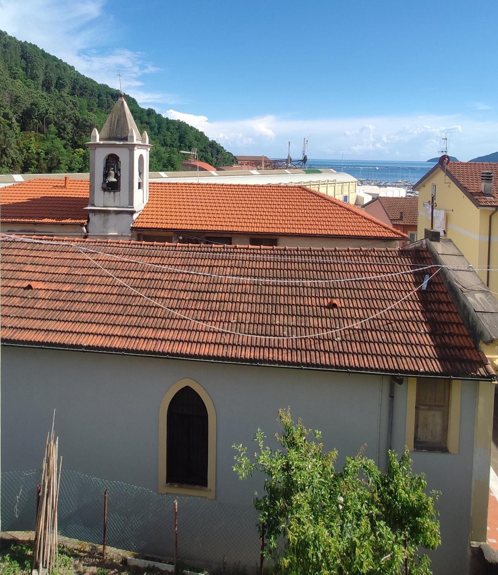 Отель Casa Enzo Специя Экстерьер фото