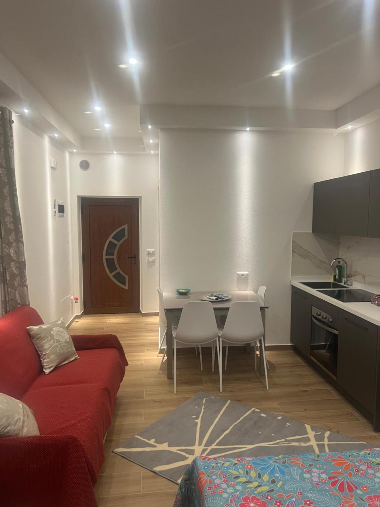 Отель Casa Enzo Специя Экстерьер фото